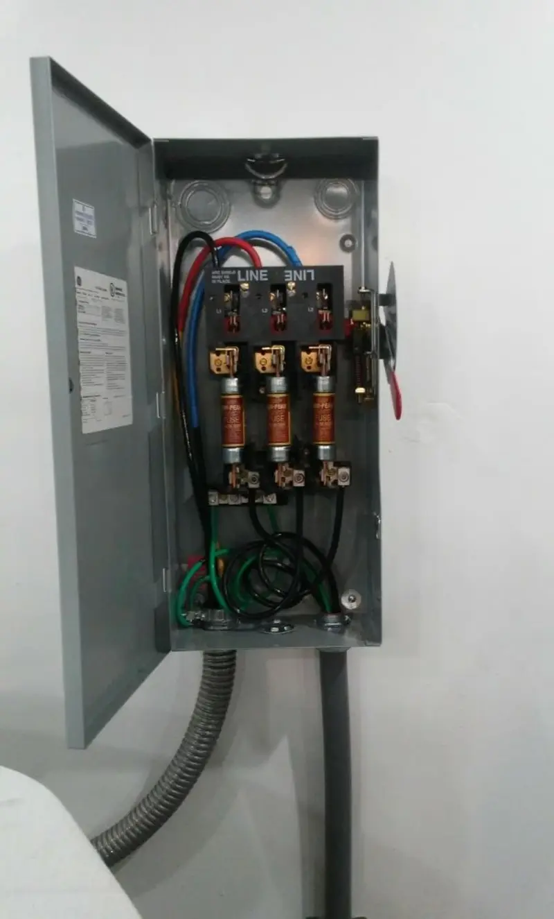Three-phase disconnect switch installed for Smoke Detector Installation in Todd Creek